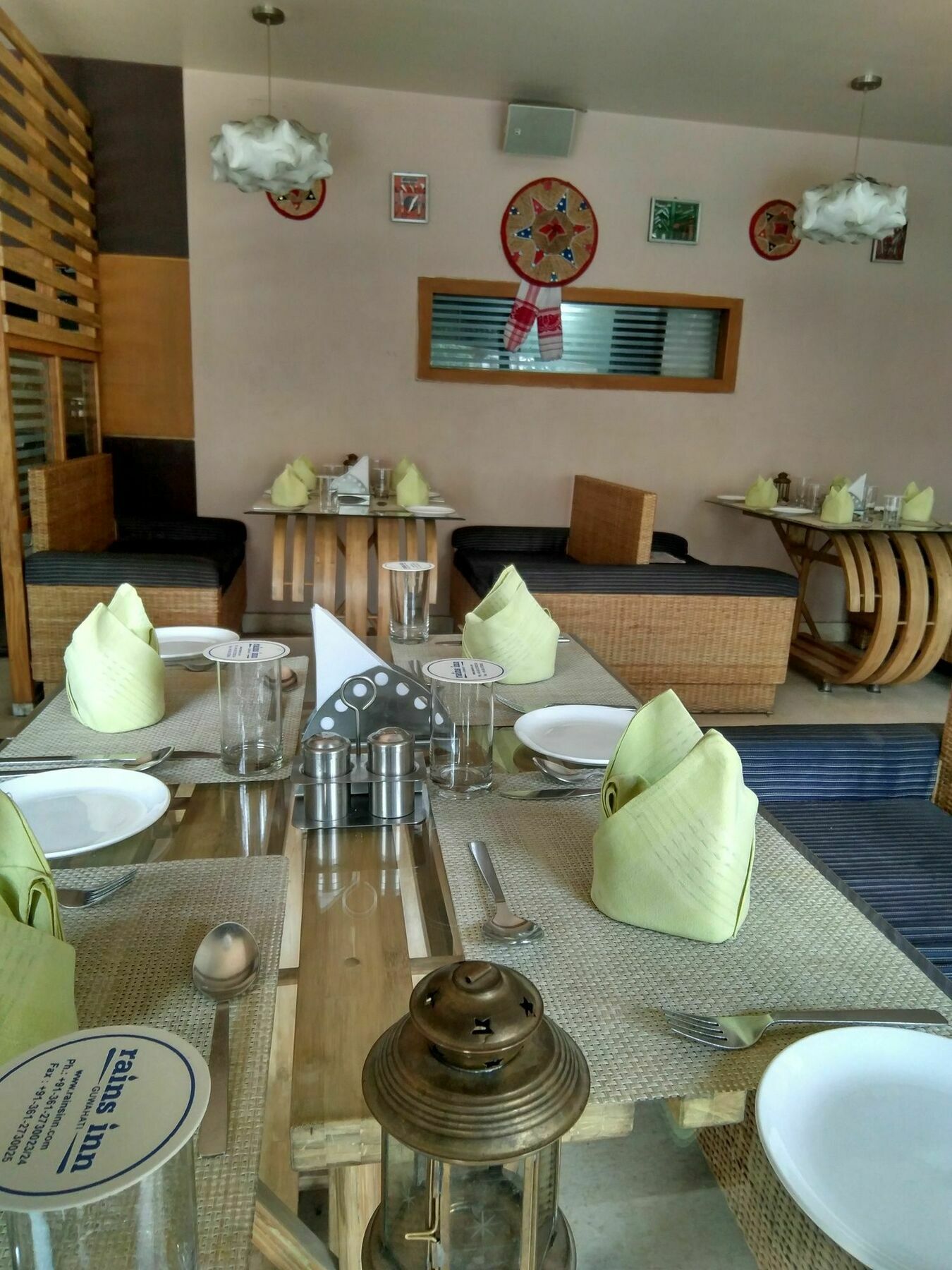 Hotel Rains Inn Guwahati Exteriör bild